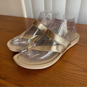 ABEO Oasis Thong Sandal Gold Size 9